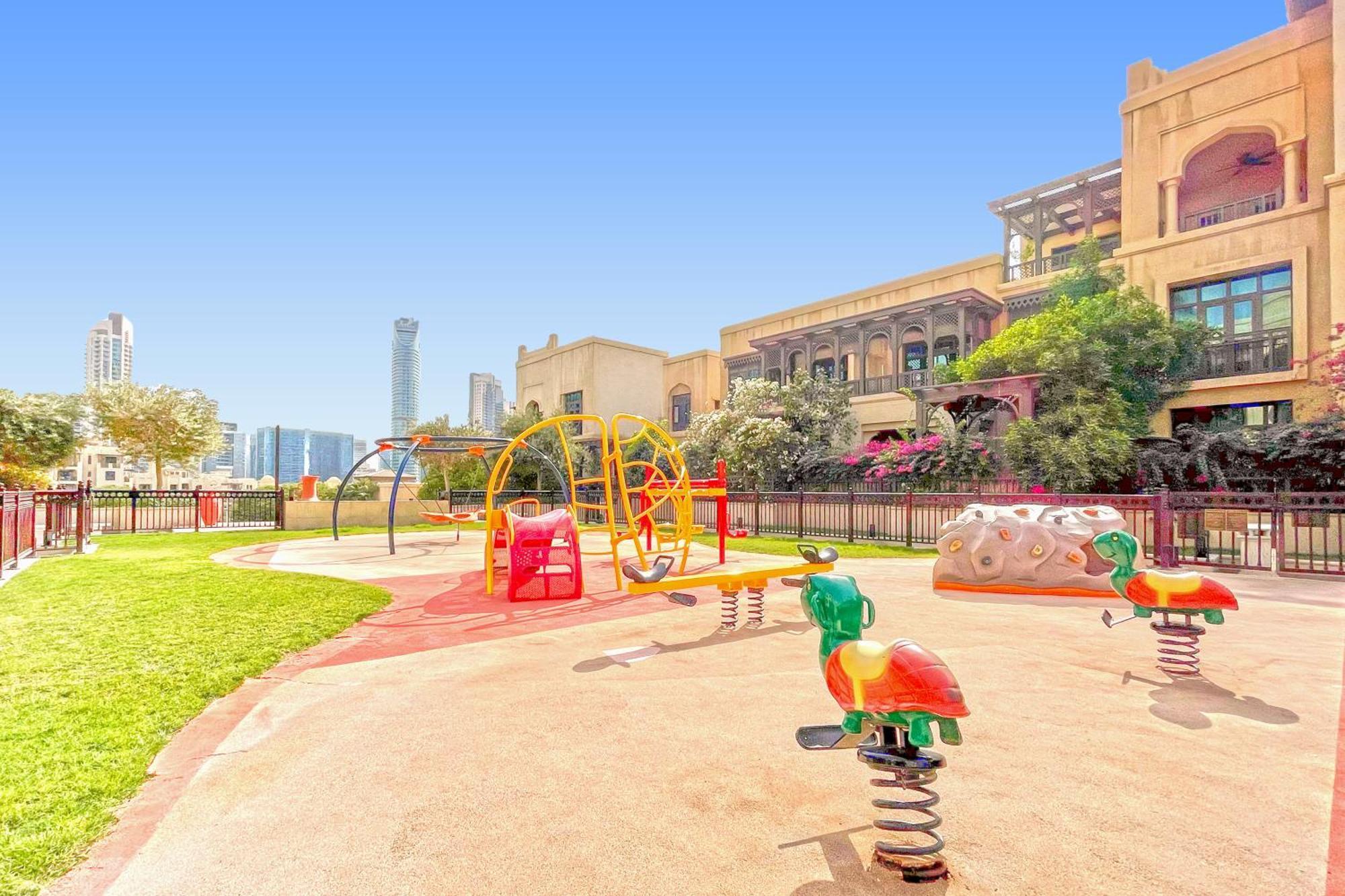 Golden Homes Souk Al Bahar Burj Khalifa View Tajer Residences 1br Mint Avenue Near , Mall & Burj Khalifa Appartement Dubaï